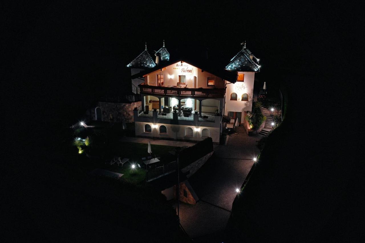 Apartment Palmai *